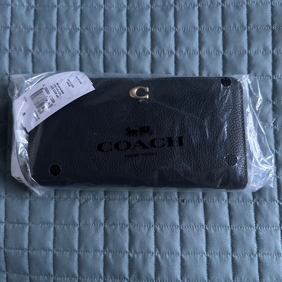 COACH ESSENTIAL ACCORDIAN ZIP LEATHER WALLET BLACK - Picture 7 of 9